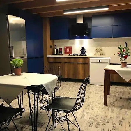 Holiday home Egri Meseler Goekceada Eski Bademlide Tarihi Tas Ev *