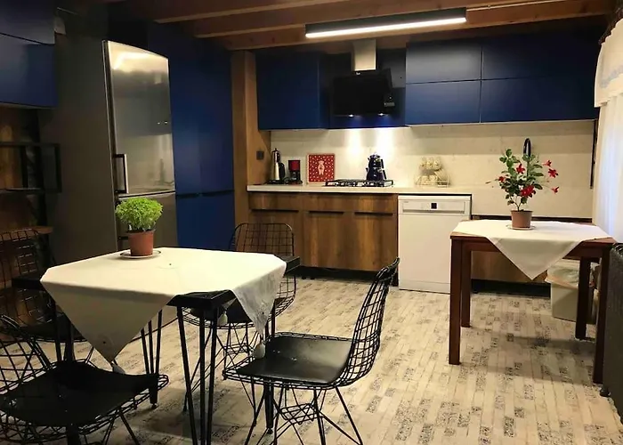 Сasa de vacaciones Egri Meseler Goekceada Eski Bademlide Tarihi Tas Ev *