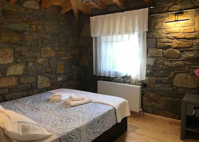 Сasa de vacaciones Egri Meseler Goekceada Eski Bademlide Tarihi Tas Ev *